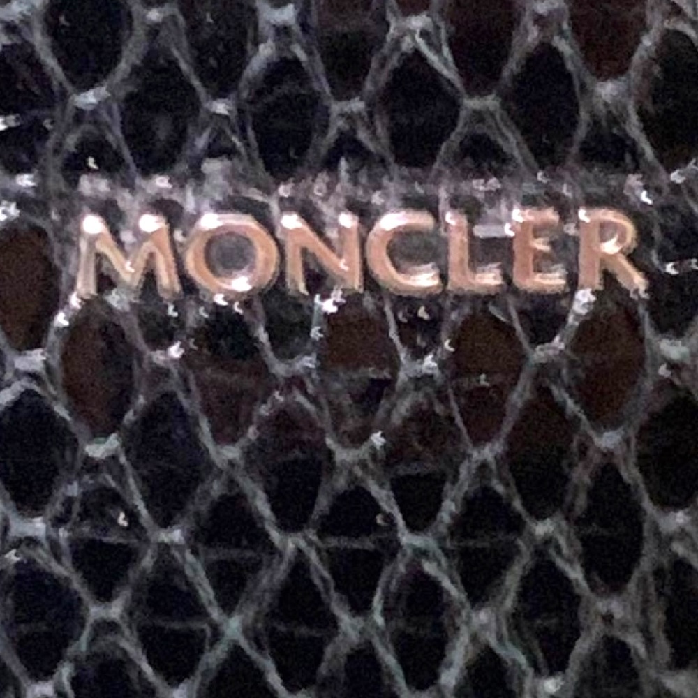 Moncler Black Embossed Leather Beauty Case Makeup Pouch Made in Italy - Picture 10 of 10